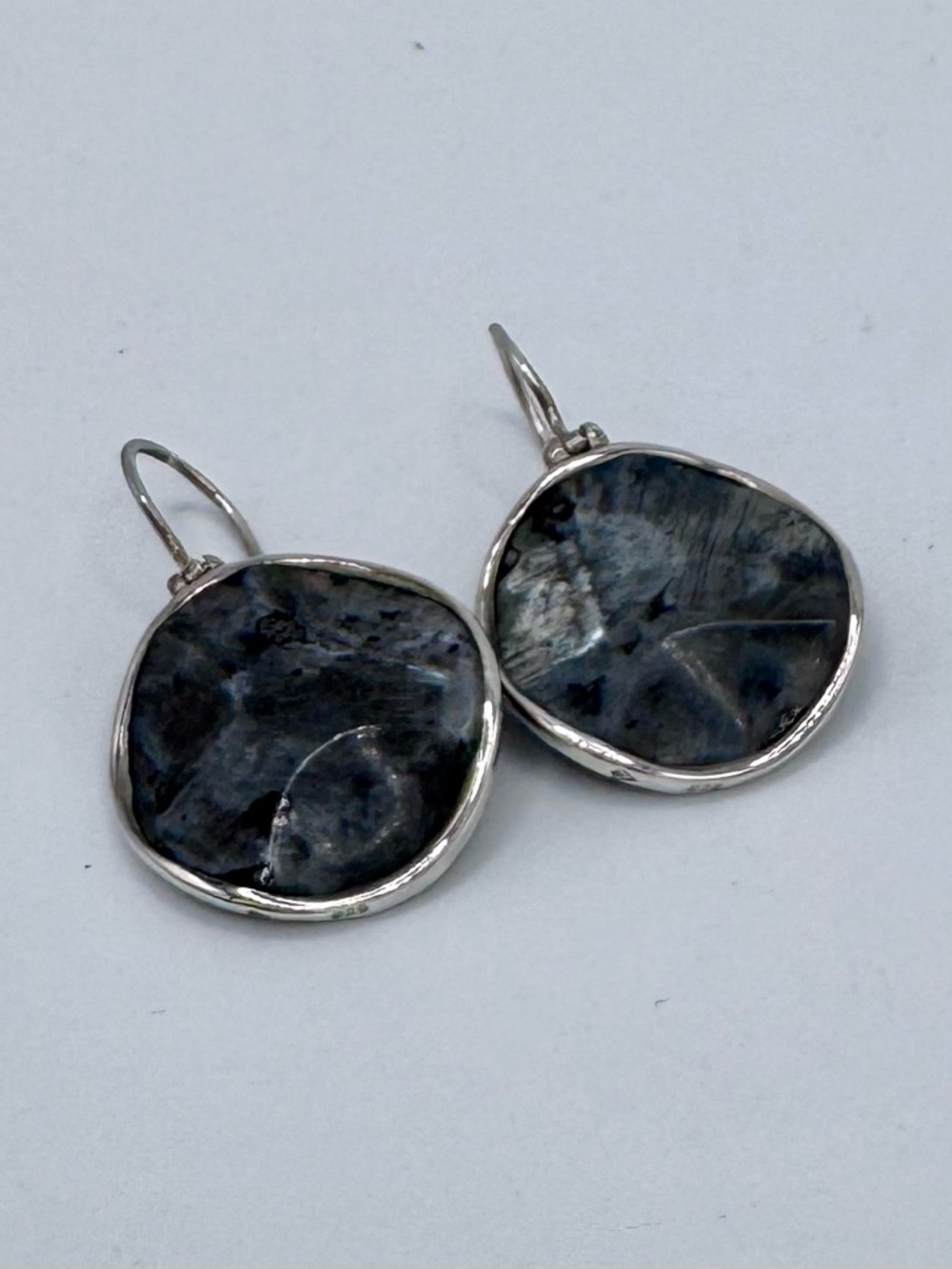 Silpada Round Wavy Sterling Silver 925 Feldspar Stone Dangle Earrings W1876 - Picture 3 of 7
